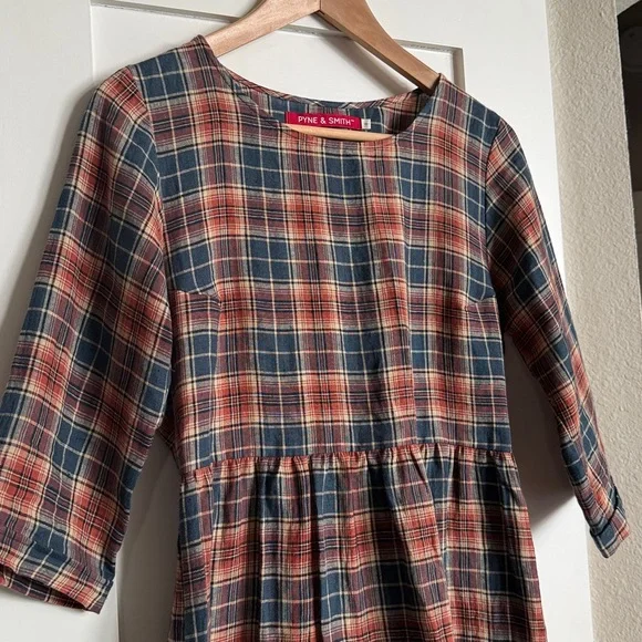 Pyne & Smith No.19 Midi linen dress in Margate plaid. From fragrance free home. - Picture 2 of 4